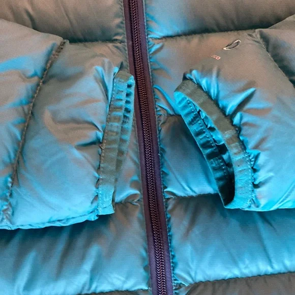 Women's Teal Puffer Jacket - Picture 12 of 15